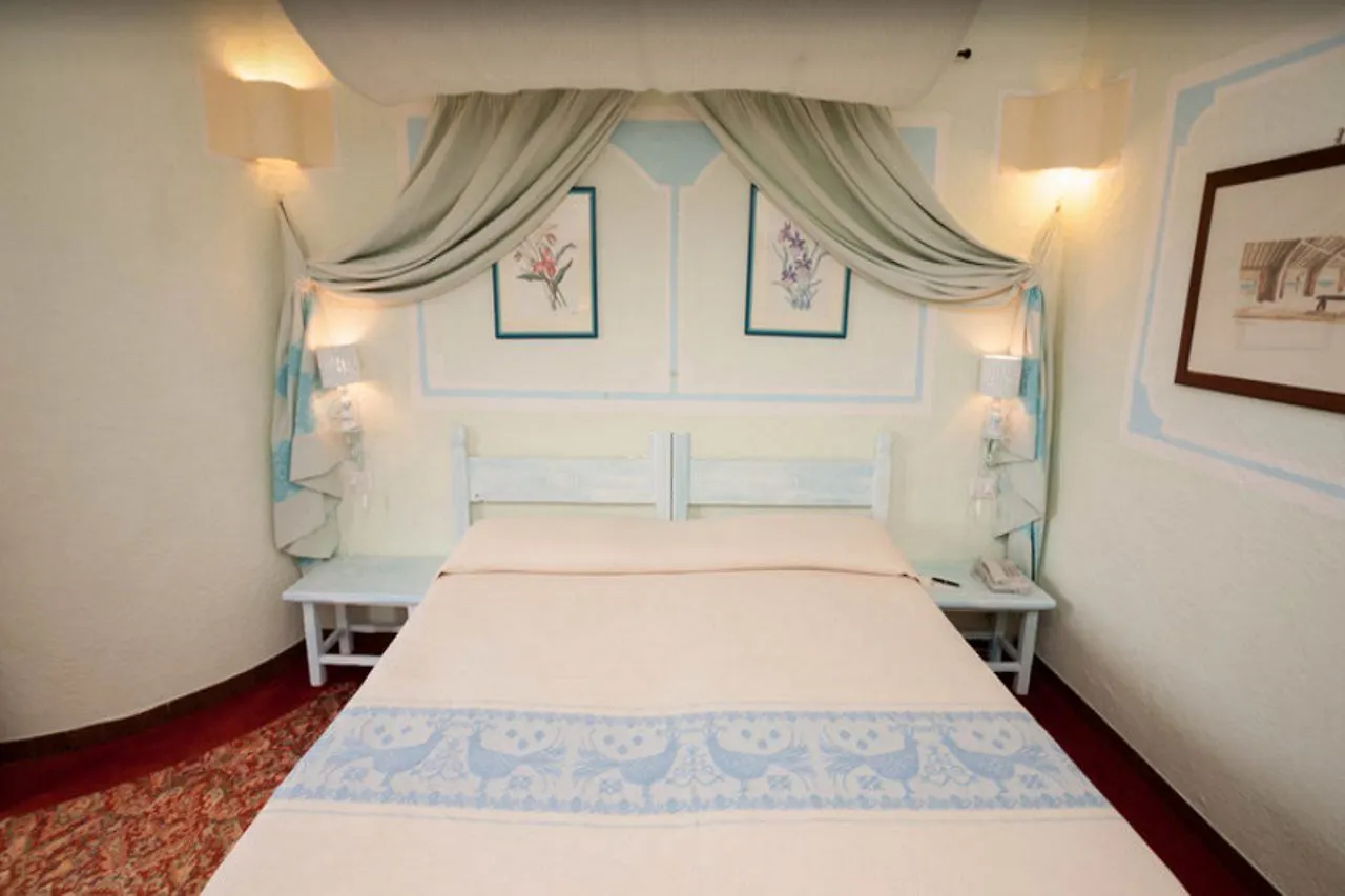 Grand Hotel Smeraldo Beach Baja Sardinia